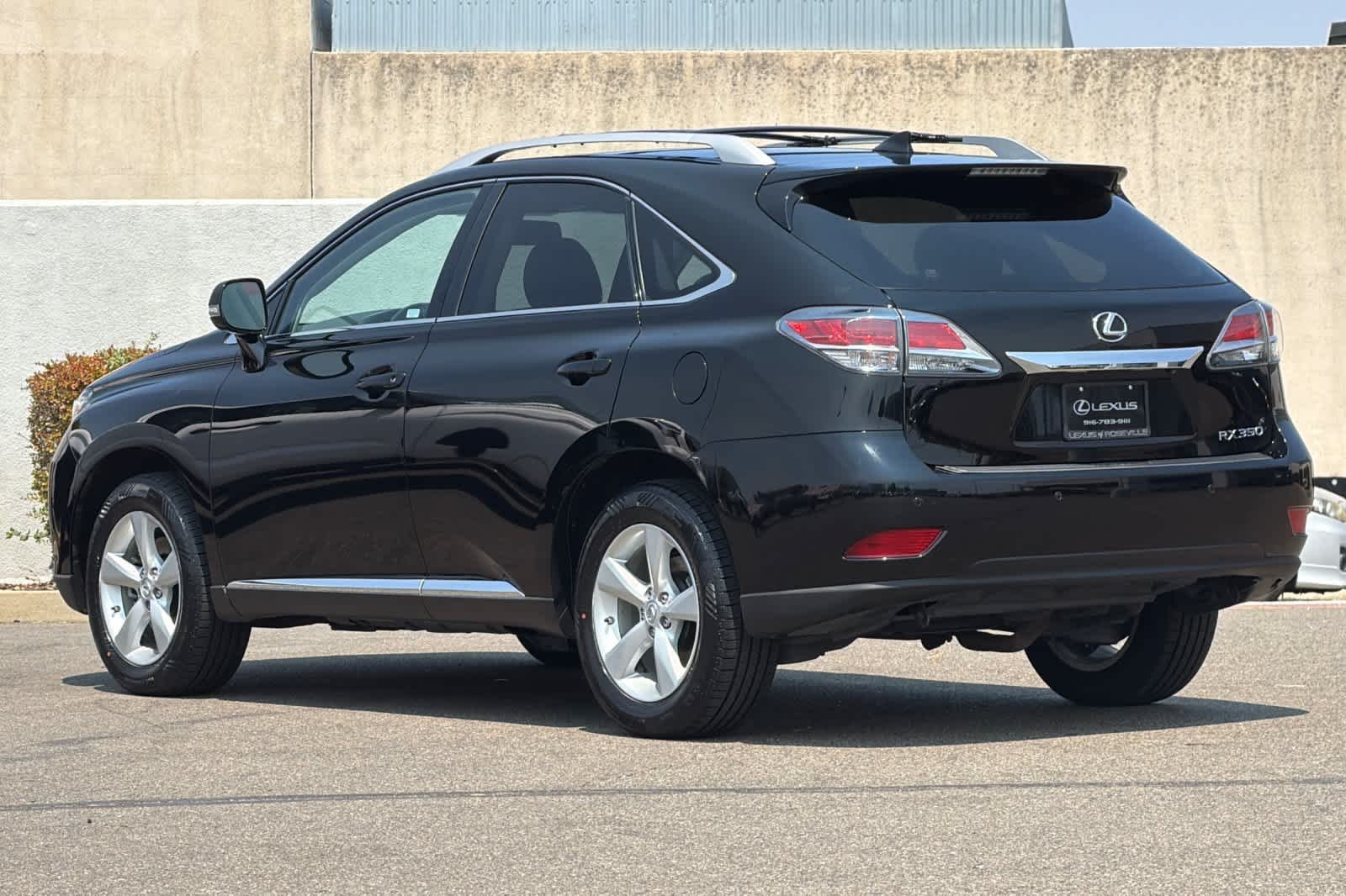 Used 2015 Obsidian Lexus  image 7