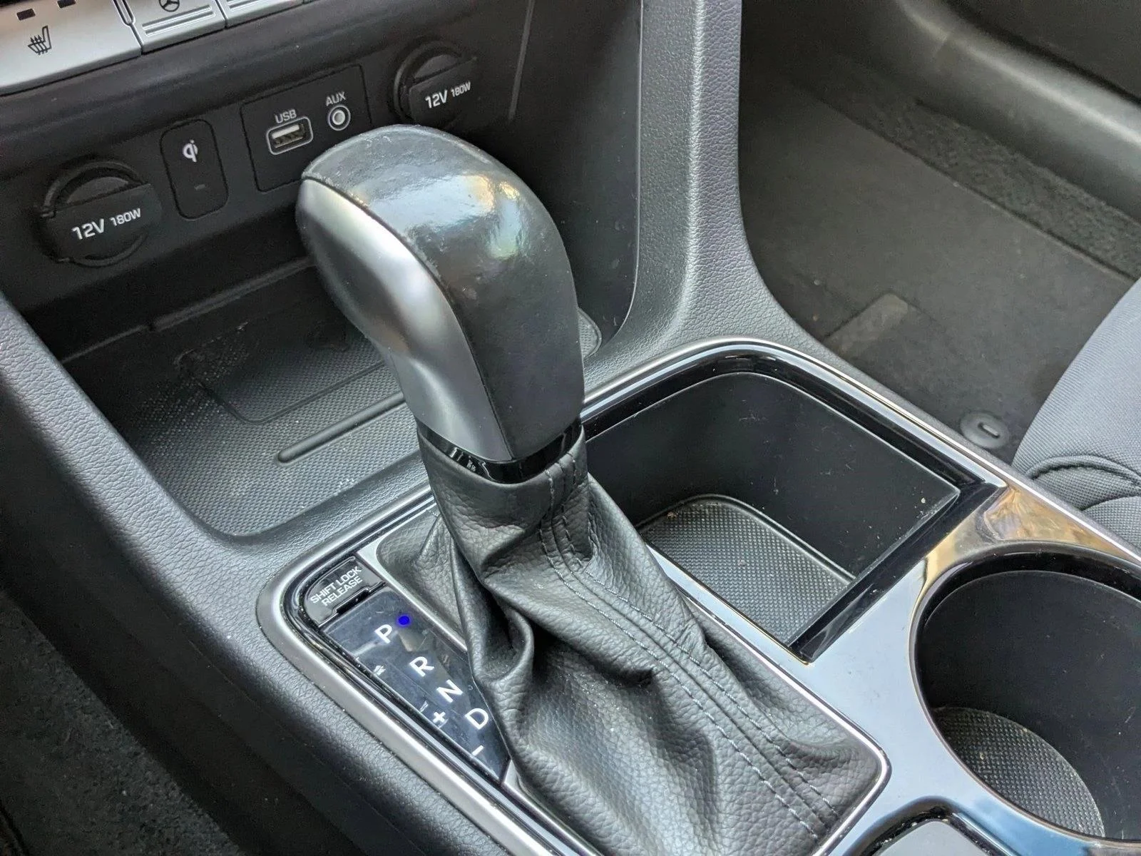 Used 2019 Machine Gray Hyundai SEL image 12