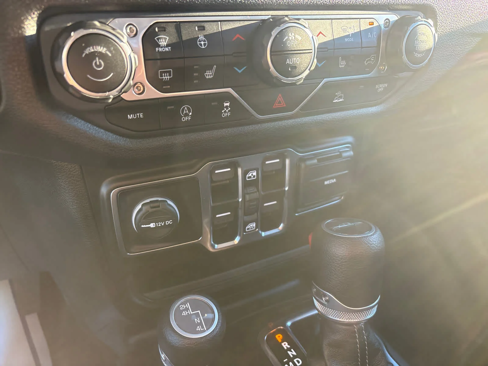 2025 Jeep Gladiator Sport S - Photo 26