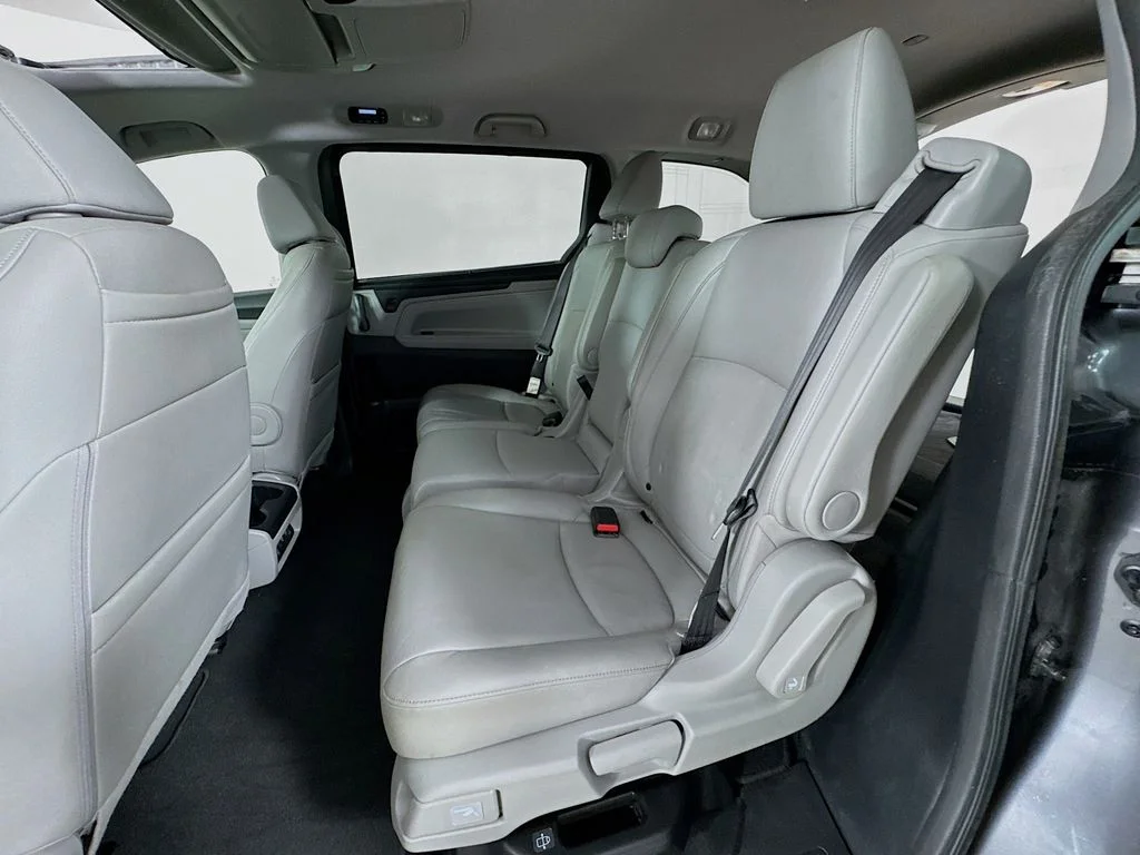 Certified Used 2018 Modern Steel Metallic Honda EX-L image 33
