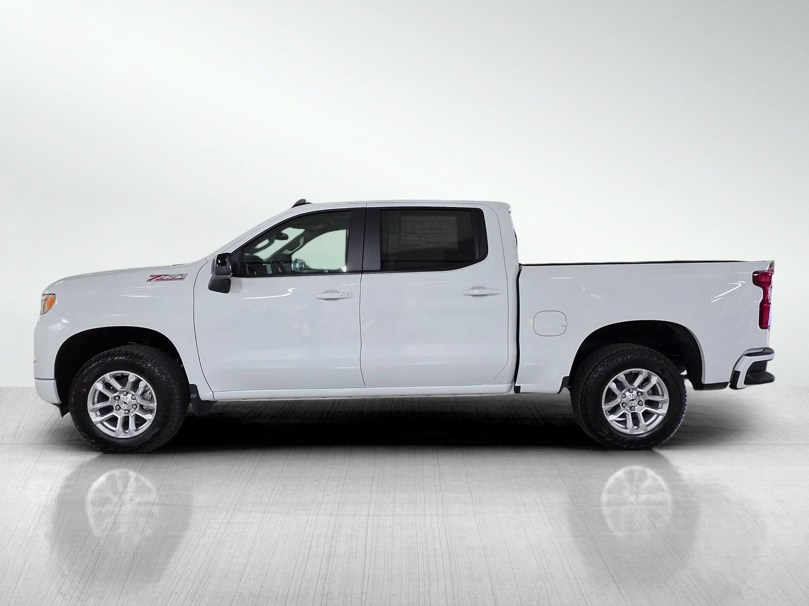 New 2026 Summit White Chevrolet RST image 4