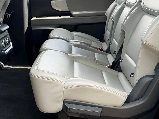 Used 2025 Black Ford Active image 43