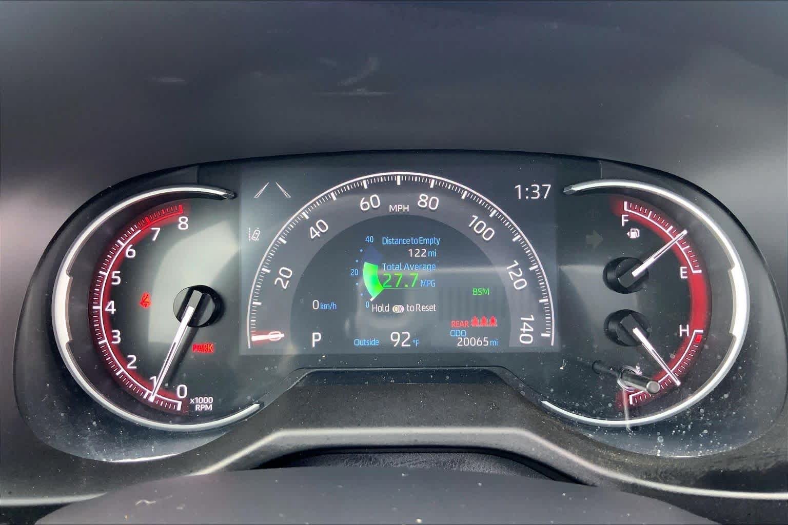 Used 2025 Wind Chill Pearl Toyota XLE Premium image 25
