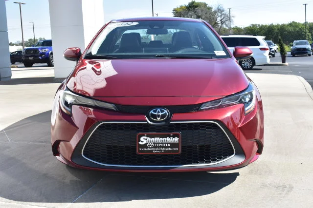 Used 2022 Red Toyota XLE image 3