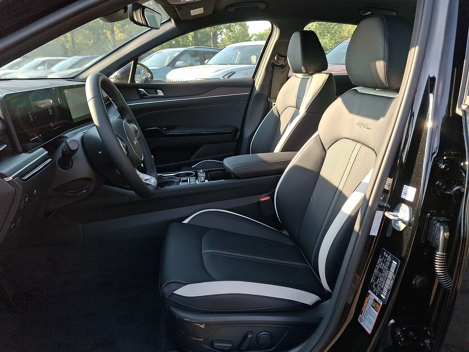 New 2026 Aurora Black Pearl Kia GT-Line AWD image 6