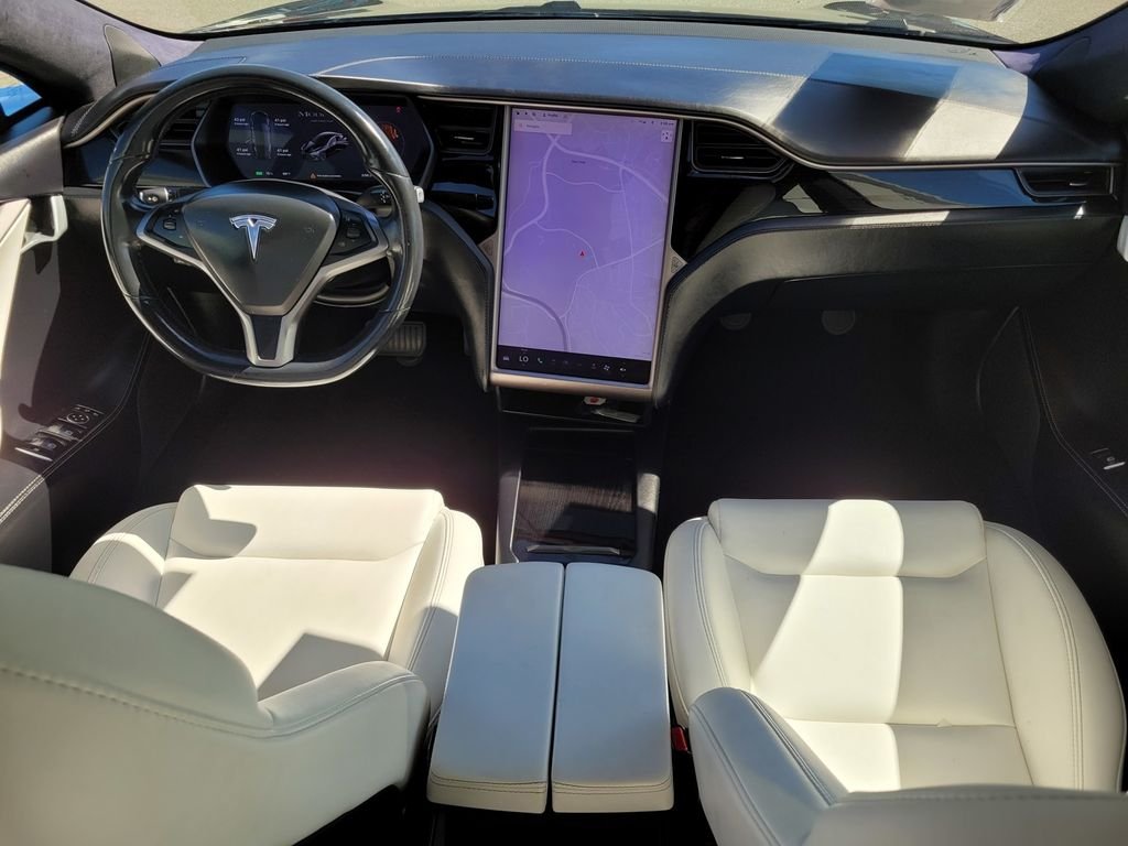 Used 2021 Black Tesla Long Range image 13