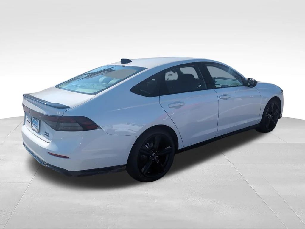 New 2026 Platinum White Pearl Honda Sport-L image 7