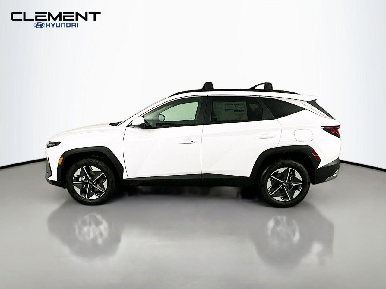 New 2026 White Hyundai SEL AWD image 4