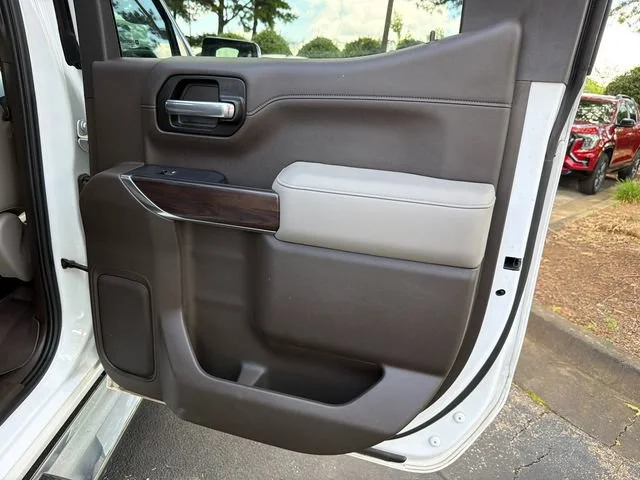 Used 2020 WHITE FROST TRICOAT GMC SLT image 16