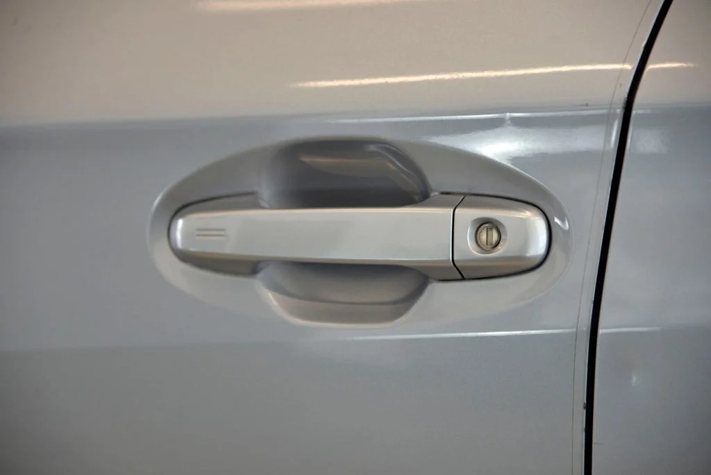 Used 2020 Silver Subaru Limited image 13