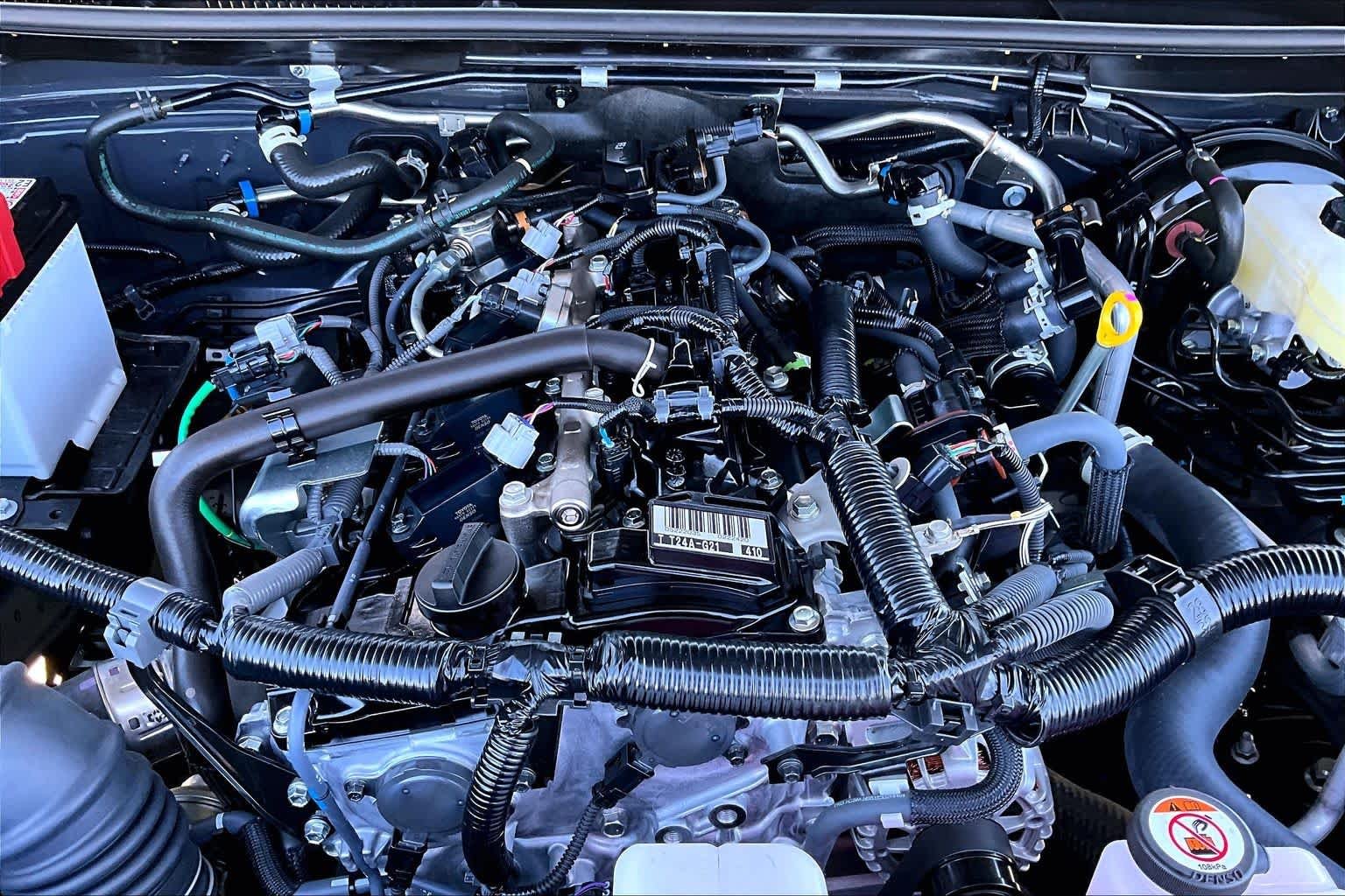 Used 2025 Underground Toyota SR5 image 32