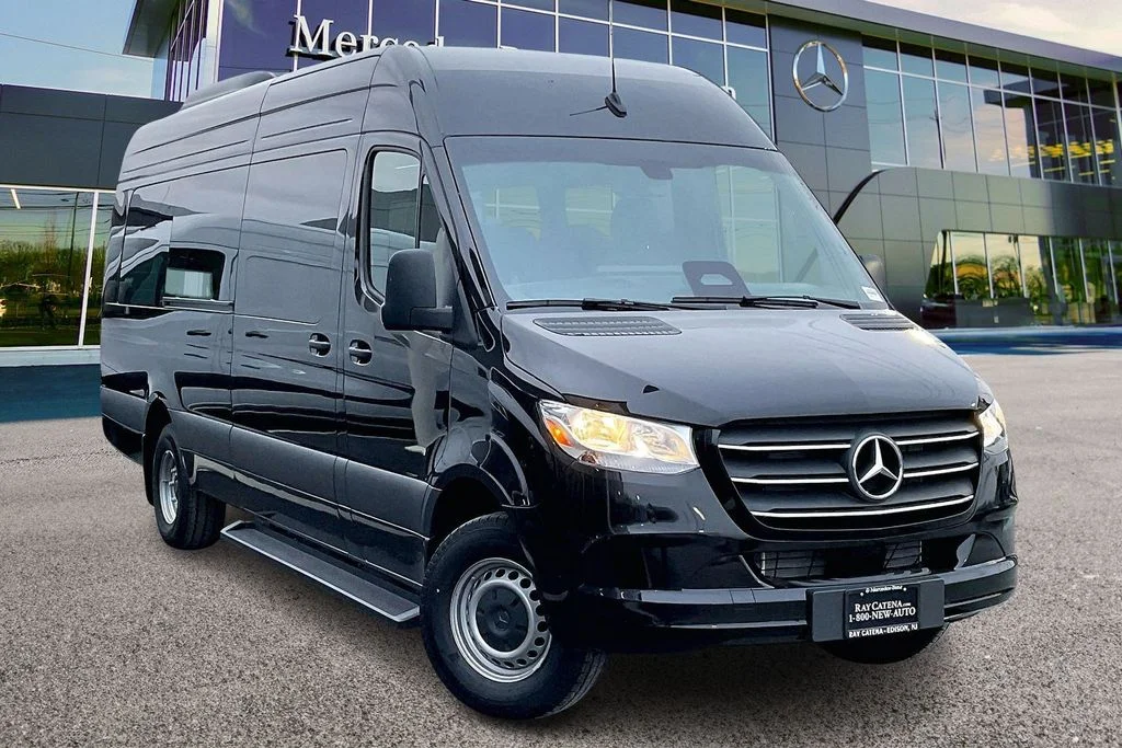 2025 Mercedes-Benz Sprinter 3500 170 Ext WB HO High Roof's photo