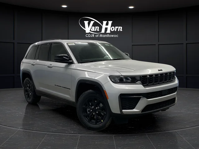New 2026 Silver Zynith Exterior Paint Jeep Altitude image 42