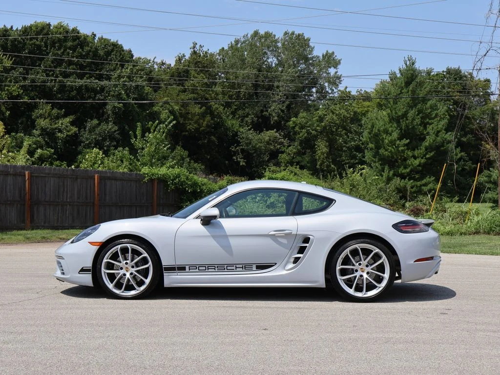 Used 2024 Porsche 718 Base with VIN WP0AA2A87RK256039 for sale in Kansas City