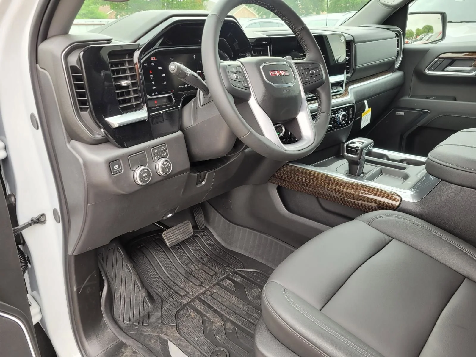 2026 GMC Sierra 1500 Elevation - Photo 8