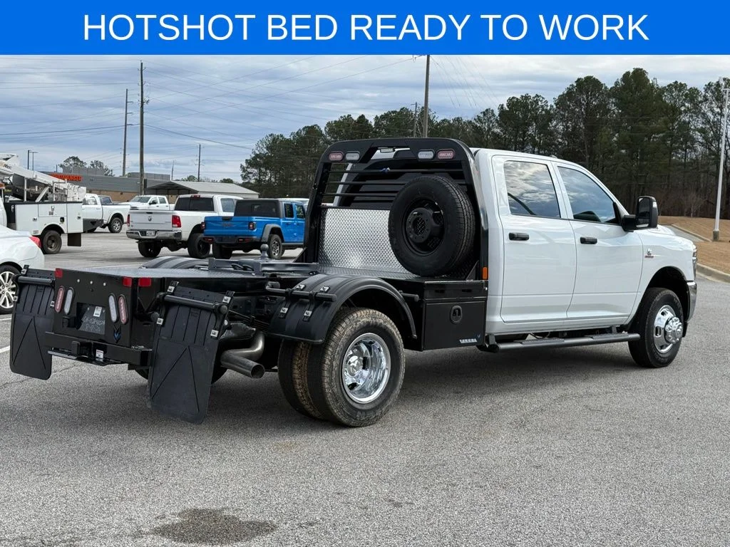 New 2026 Bright White Clearcoat RAM Tradesman image 5
