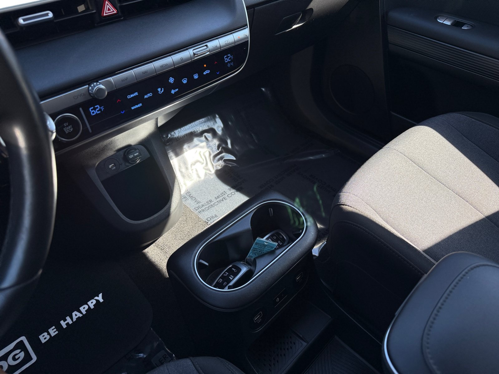 Used 2024 Abyss Black Hyundai SEL image 13
