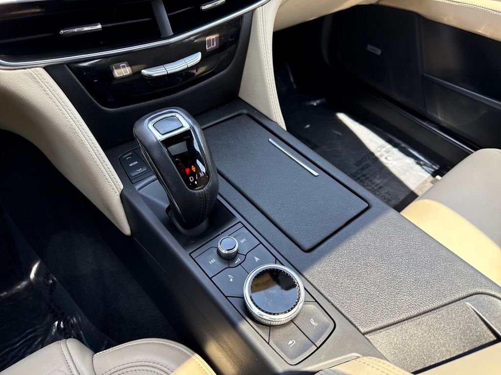 Used 2020 Black Metallic Cadillac 3.6L Premium Luxury image 18