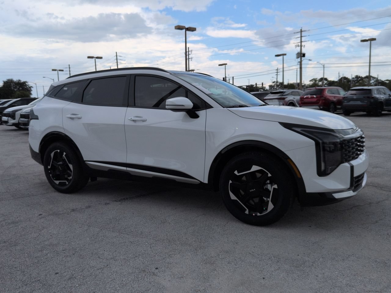 New 2026 Glacial White Pearl Kia SX image 2