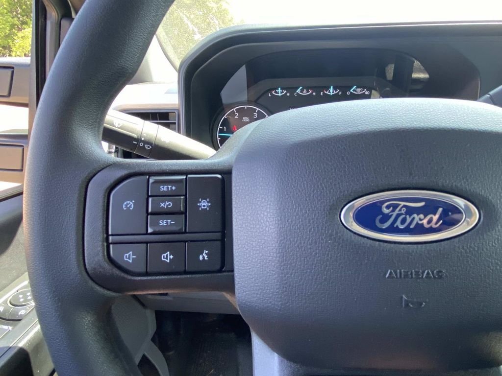 New 2026 Oxford White Ford F-350® XL image 20