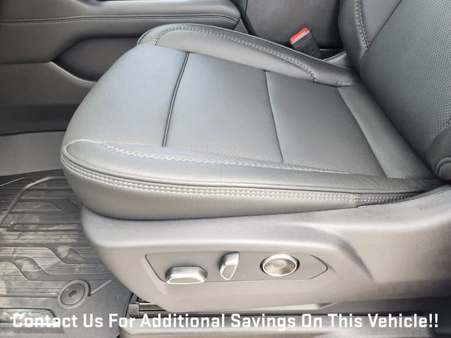 2026 GMC Yukon XL Denali - Photo 18