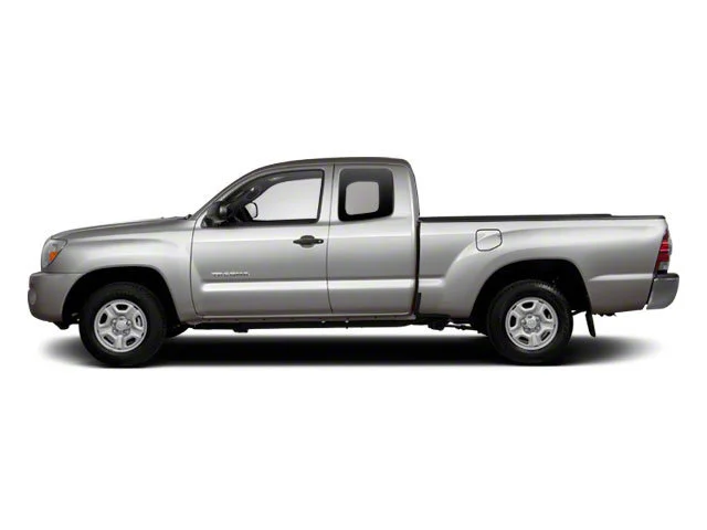 Used 2010 Silver Toyota  image 3
