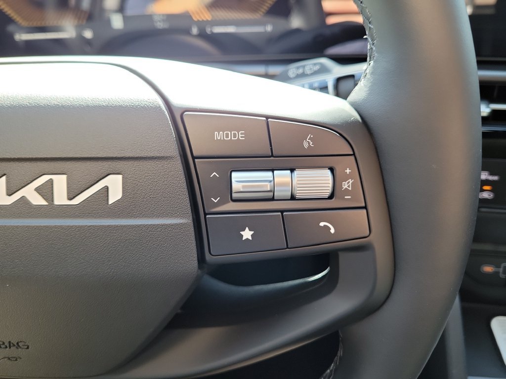 New 2026 Gravity Gray Kia EX image 27