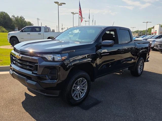 Used 2026 Black Chevrolet LT image 3