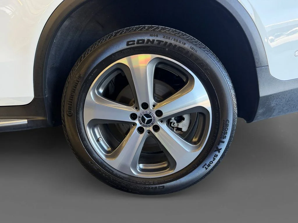 Used 2023 White Mercedes-Benz GLC 300 Coupe image 16
