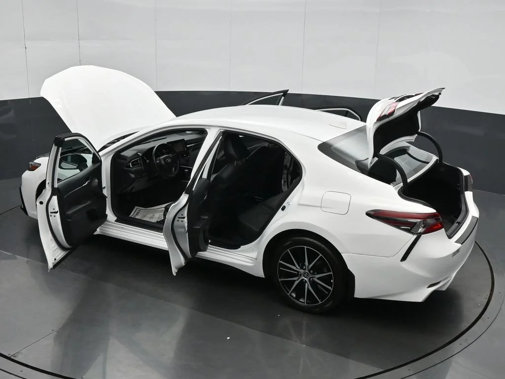 Used 2024 White Toyota SE image 39