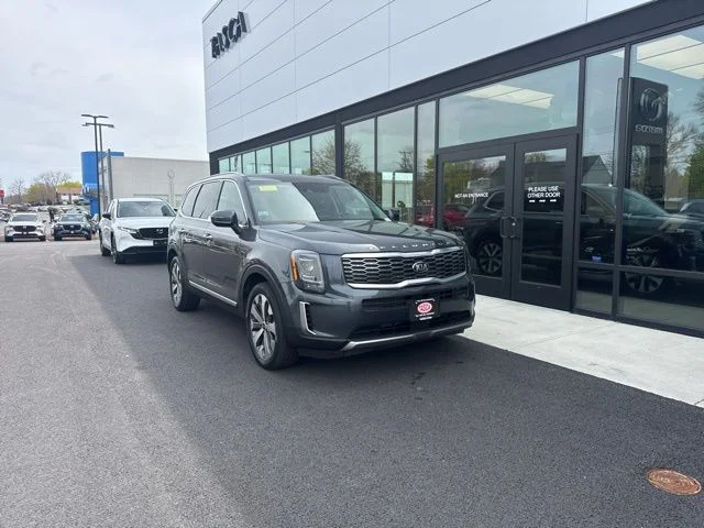 Used 2020 Gray Kia S image 1