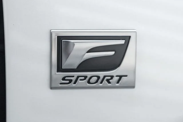 Used 2025 Wind Chill Pearl Lexus 500h F SPORT Premium image 7