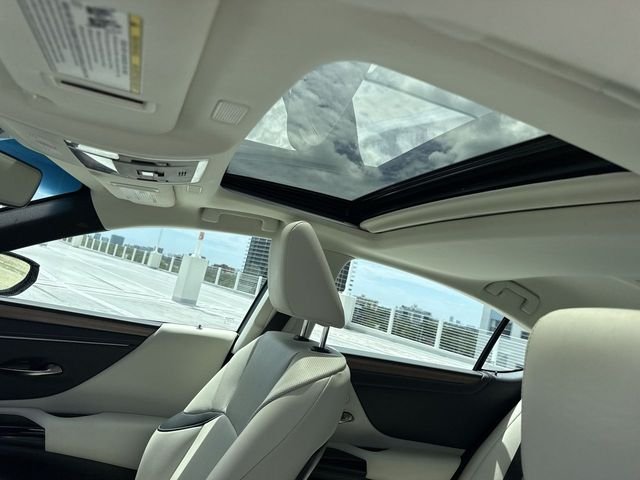 Certified Used 2024 OBSIDIAN Lexus 300h image 22