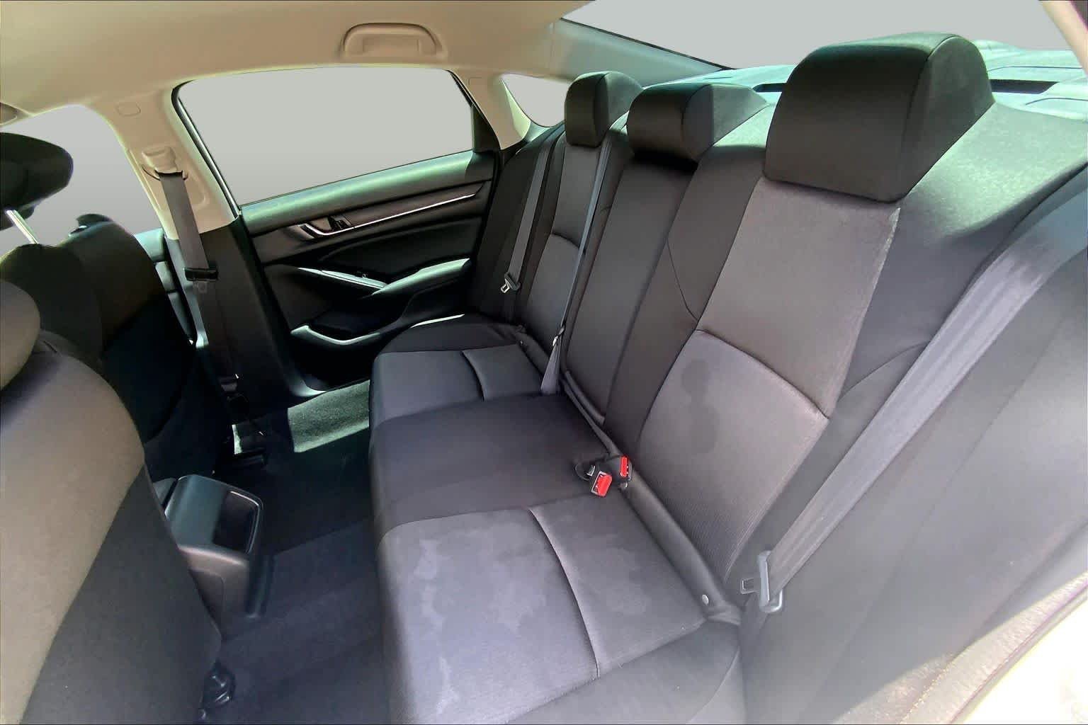 Used 2022 Platinum White Pearl Honda LX image 20