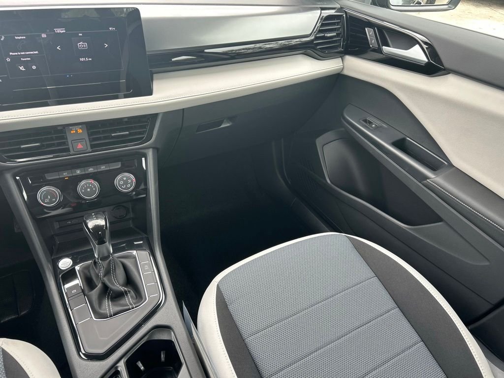 New 2026 Gray Volkswagen 1.5T S image 10