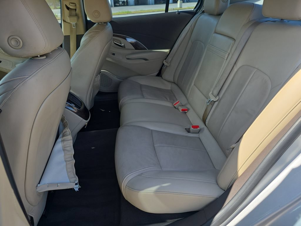 Used 2015 QUICKSILVER METALLIC Buick Leather image 31