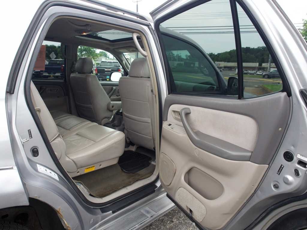 Used 2007  Toyota SR5 image 24