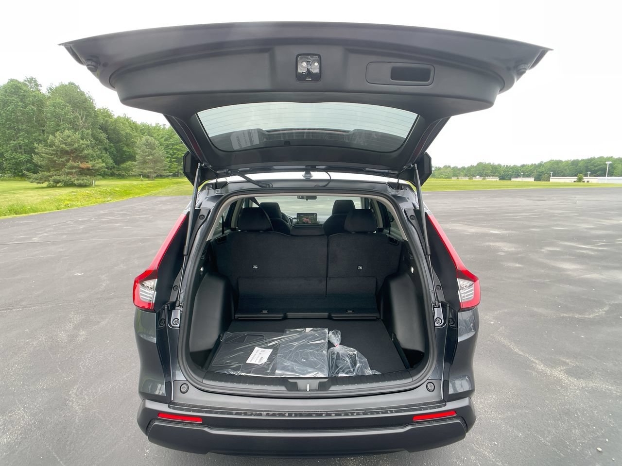 New 2026 Meteorite Gray Metallic Honda EX AWD image 26
