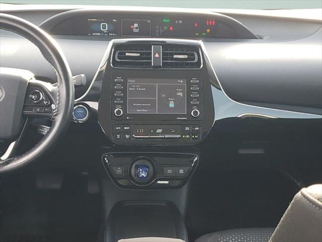 Certified Used 2021 CLASSIC SILVER MET Toyota  image 15