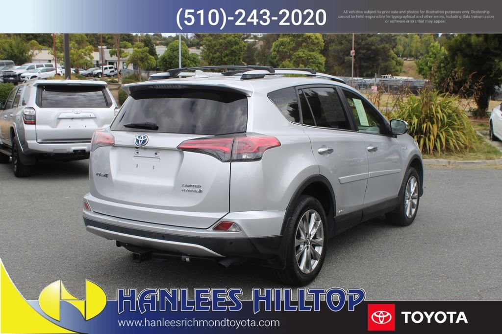 Used 2016  Toyota Limited image 7