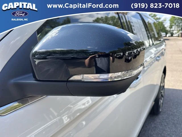 Used 2025 White Ford Platinum image 12