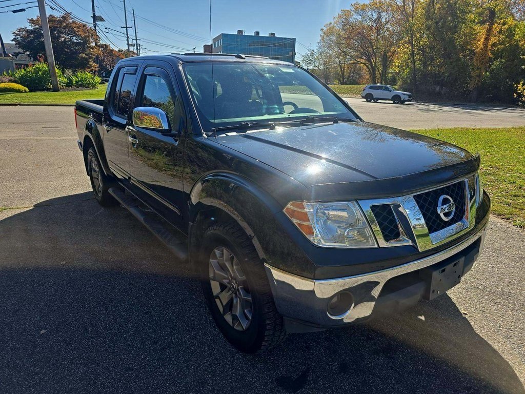 2019 Nissan Frontier SL photo 4