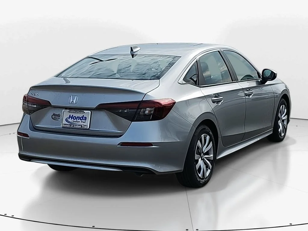 New 2026 Solar Silver Metallic Honda LX image 9