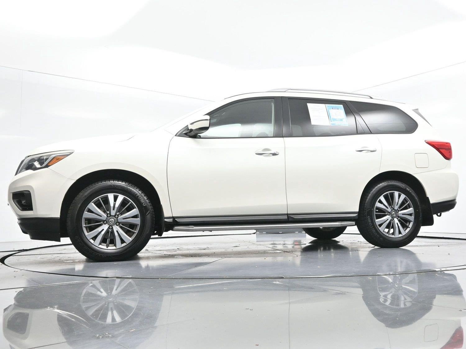 Used 2017 Pearl White Nissan SV image 49