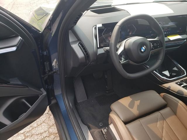 New 2026 Arctic Race Blue metallic BMW 30 xDrive image 11