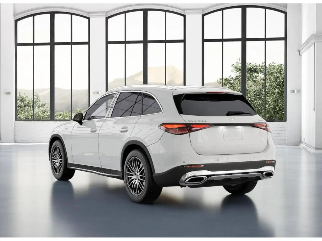 New 2026 White Mercedes-Benz GLC 300 image 28
