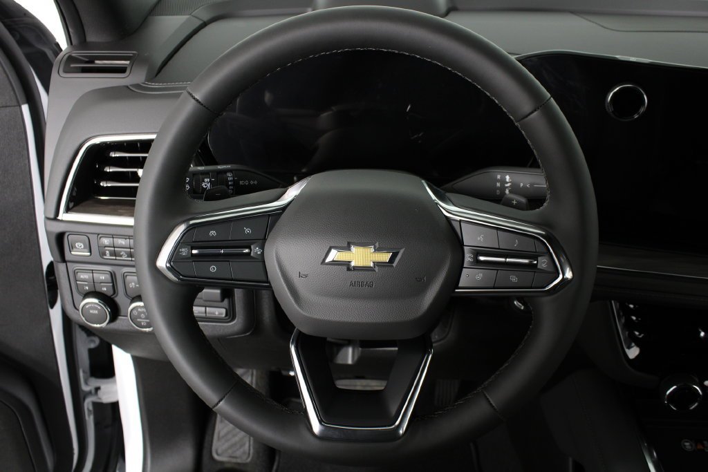2027 Chevrolet Suburban LT - Photo 26