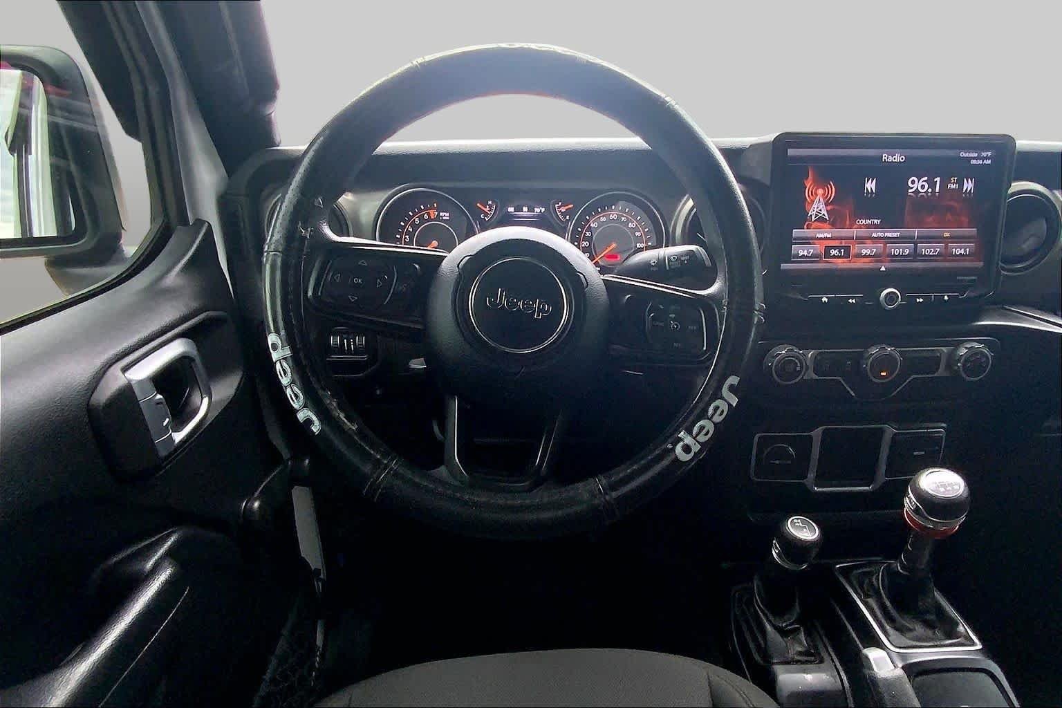 Used 2018 Bright White Clearcoat Jeep Sport image 6