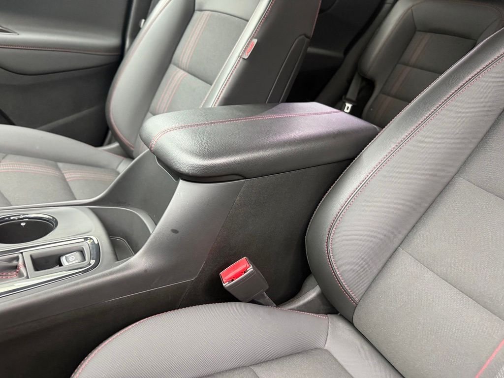 2022 Chevrolet Equinox RS - Photo 25