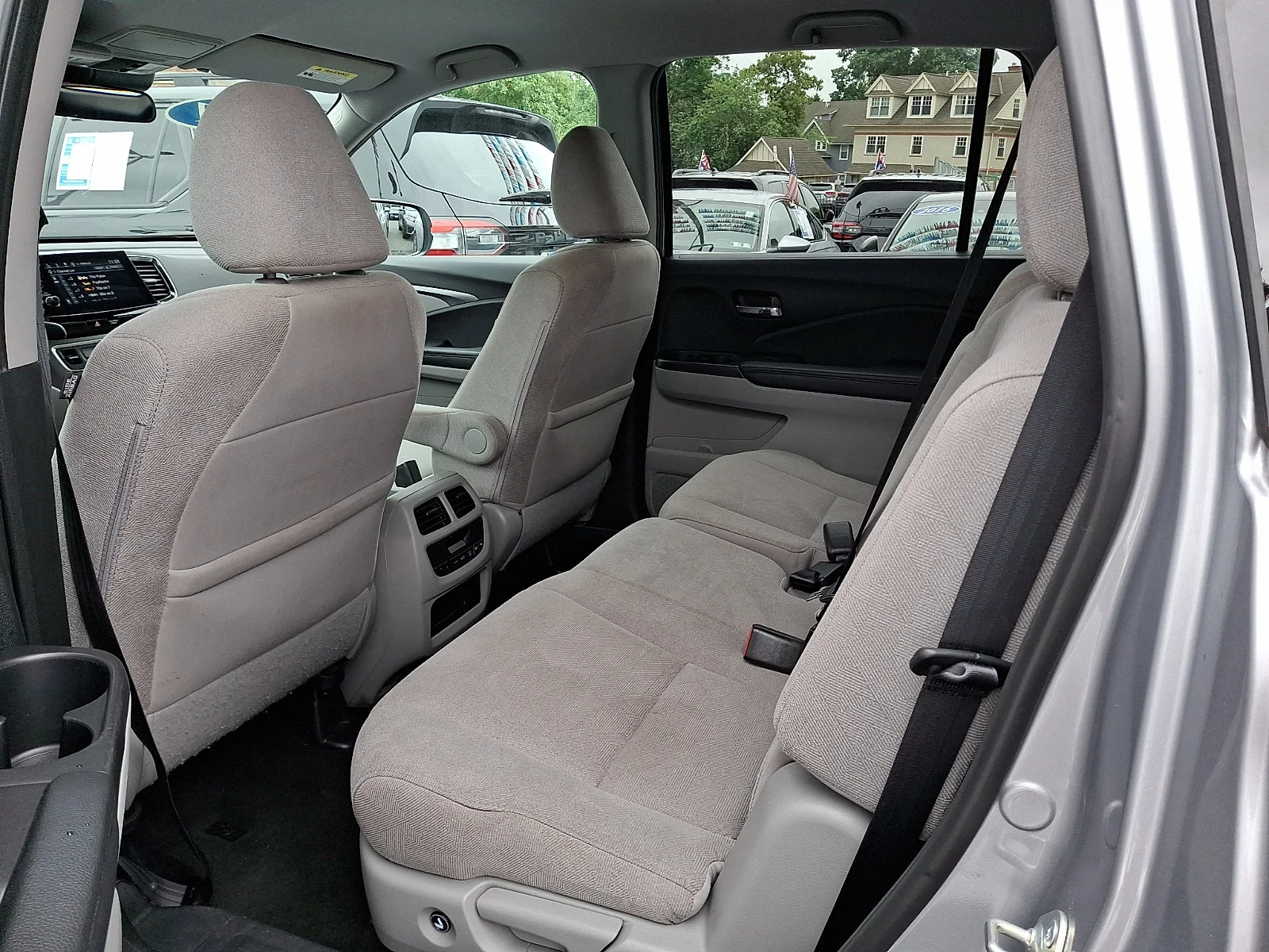 Used 2021 Lunar Silver Metallic Honda EX image 9